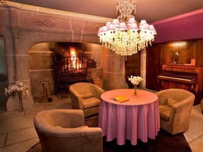 Le Chateau D'orfeuillette 4* La Garde (Lozere)